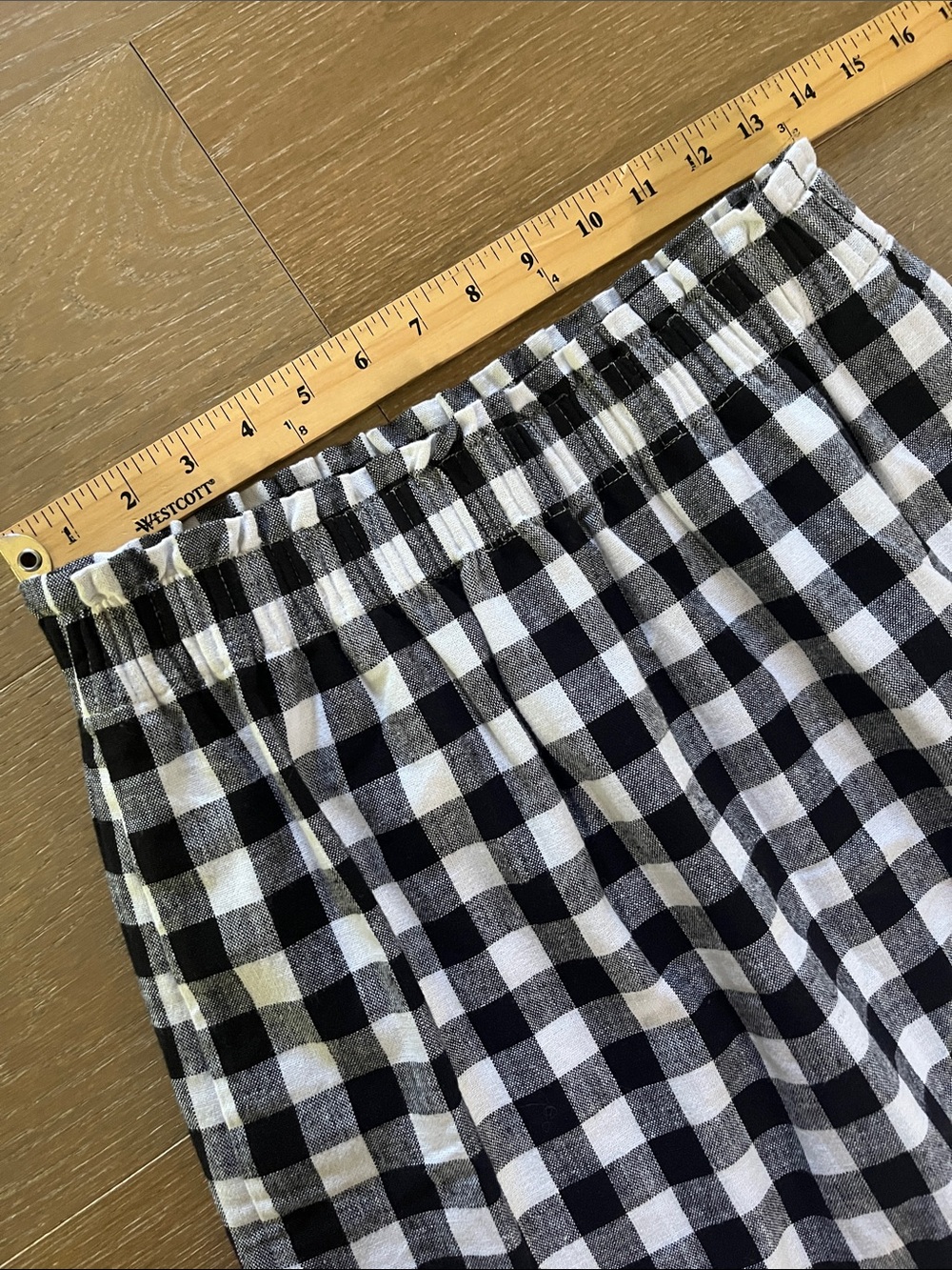 J Crew Black and White Scalloped Hem Skirt size 4 - Picture 2 of 5